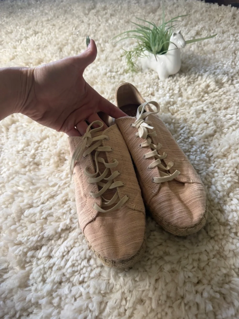 NWT Toms Blush Pink Rose super cute spring womens Espadrille Lace-Up Sneakers s